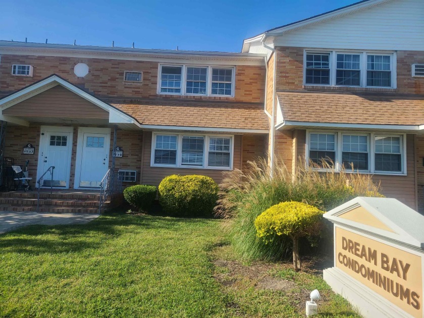 Discover the perfect blend of comfort and convenience in this - Beach Condo for sale in Ventnor Heights, New Jersey on Beachhouse.com