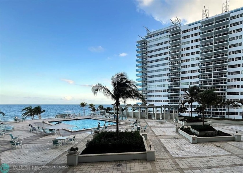 Beautifully remodeled condo located on south side of building w/ - Beach Condo for sale in Fort Lauderdale, Florida on Beachhouse.com