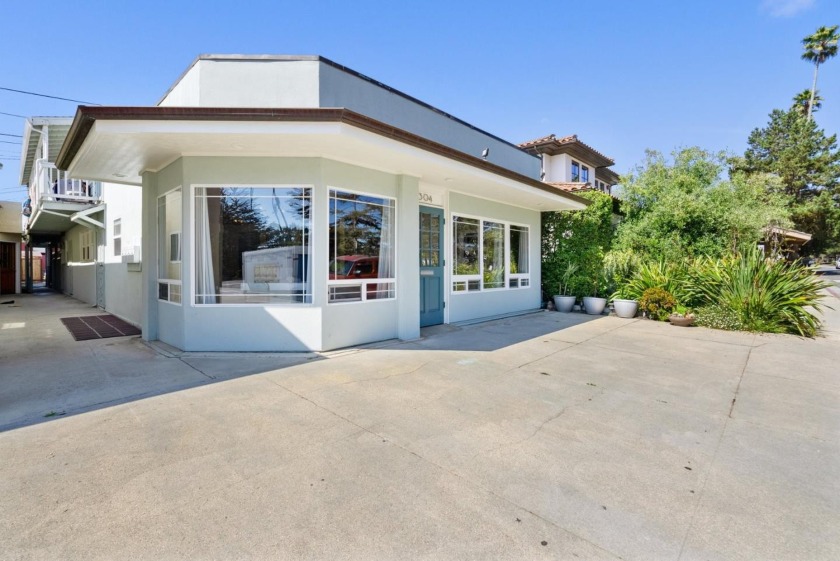 New Price! Located on the main Blvd one block from the beach in - Beach Home for sale in LA Selva Beach, California on Beachhouse.com