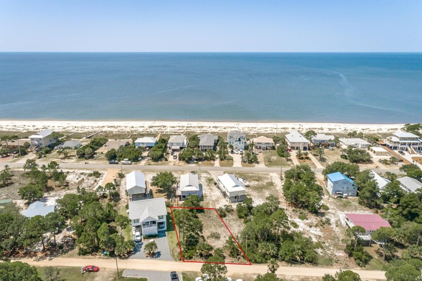 Awesome buildable lot just a short walk to the white sand beach - Beach Lot for sale in Alligator Point, Florida on Beachhouse.com