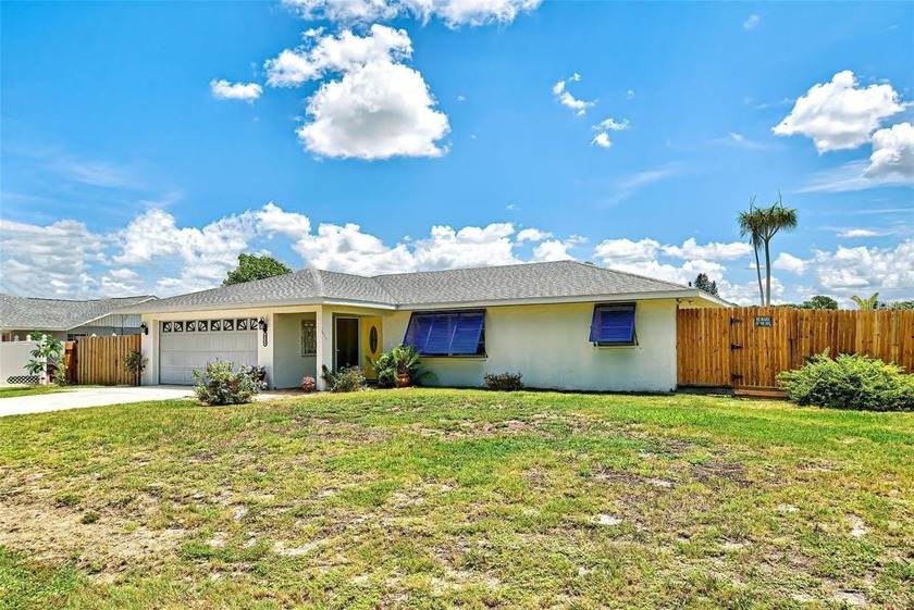 Enjoy the Florida coastal lifestyle in this charming 2-bedroom - Beach Home for sale in Venice, Florida on Beachhouse.com
