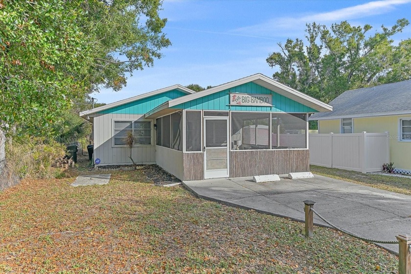 This single-story bungalow features 1 bedroom, 1 bathroom, plus - Beach Home for sale in Nokomis, Florida on Beachhouse.com