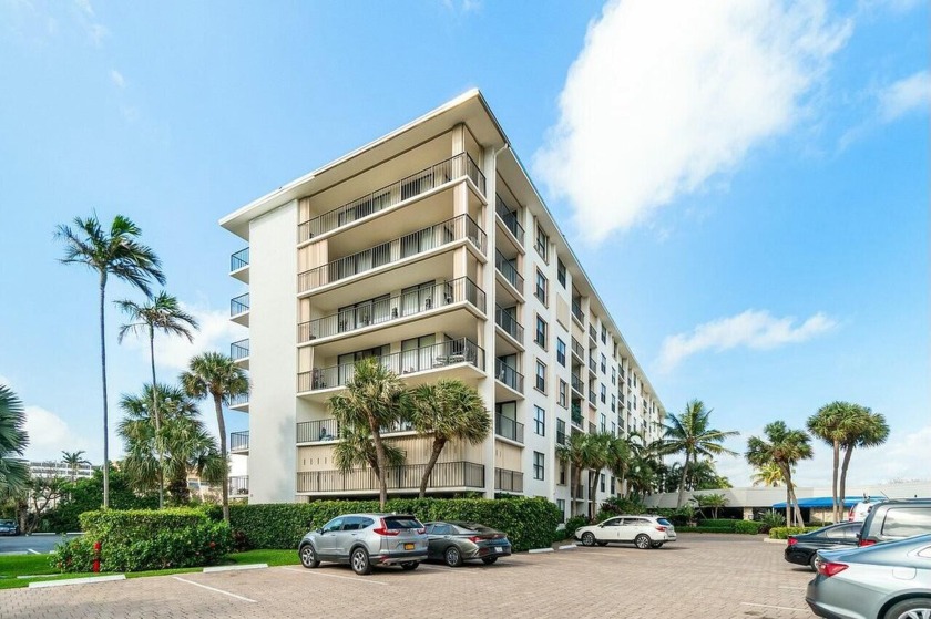 Located in a beautifully maintained boutique property with - Beach Condo for sale in South Palm Beach, Florida on Beachhouse.com