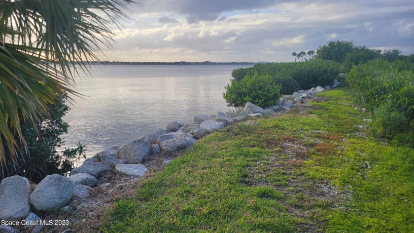 Beautiful Indian riverfront lot ready to build your dream home! - Beach Lot for sale in Merritt Island, Florida on Beachhouse.com