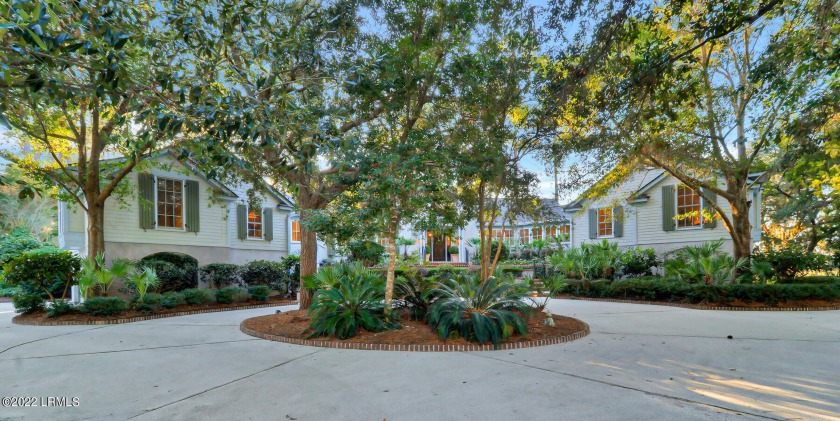 Time to fall in love with this wonderful Long Cove Estate - Beach Home for sale in Hilton Head Island, South Carolina on Beachhouse.com