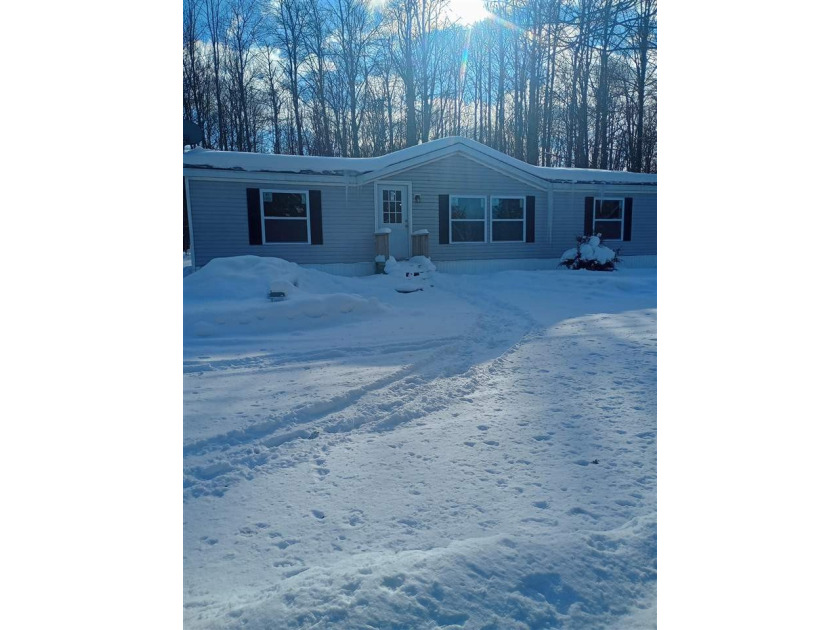 Is Country Living on your home shopping list? Here is an - Beach Home for sale in Petoskey, Michigan on Beachhouse.com