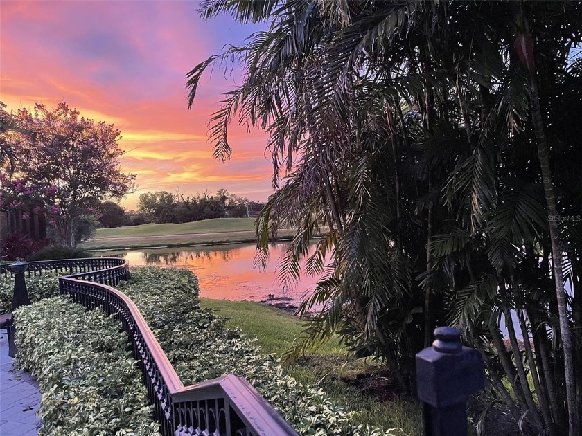 Did someone say 3 ENSUITES? X FLOOD ZONE? Yes we did! As the - Beach Home for sale in Seminole, Florida on Beachhouse.com