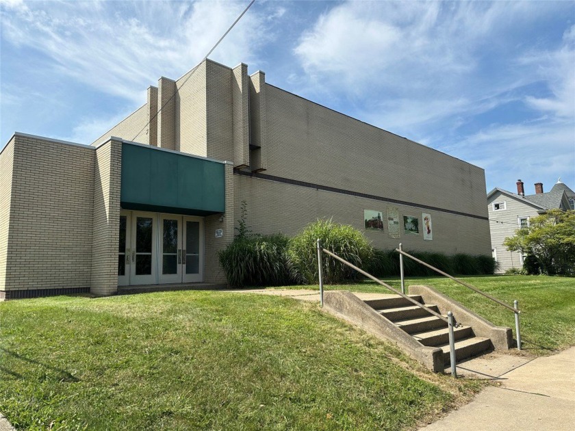 Building was the previous swimming pool for the NE school - Beach Commercial for sale in North East, Pennsylvania on Beachhouse.com