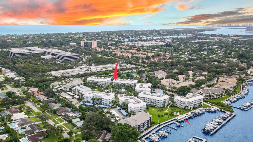 Discover Coastal Living at its finest in this stunning 3 Bed/2.5 - Beach Condo for sale in Juno Beach, Florida on Beachhouse.com