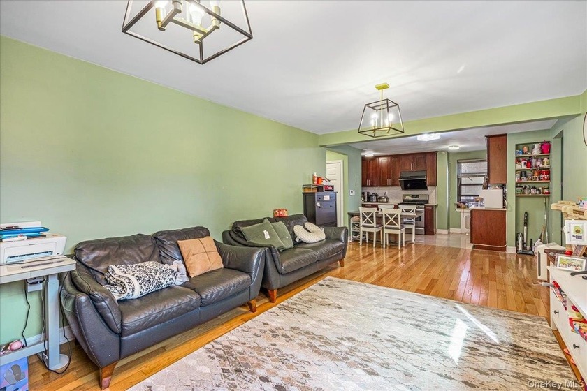 CO-OP FOR SLAE . Unlock your dream home in this stunning SE - Beach Home for sale in Bayside, New York on Beachhouse.com