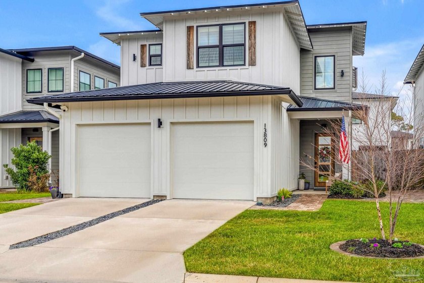 Welcome to the coastal community of Redfish Harbor! The - Beach Home for sale in Pensacola, Florida on Beachhouse.com