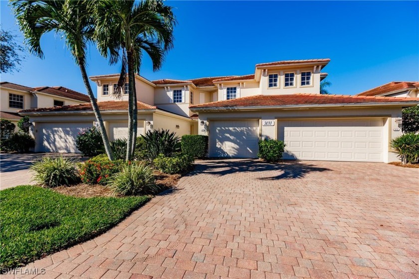 Spectacular views of the lake and golf course can be enjoyed - Beach Condo for sale in Fort Myers, Florida on Beachhouse.com