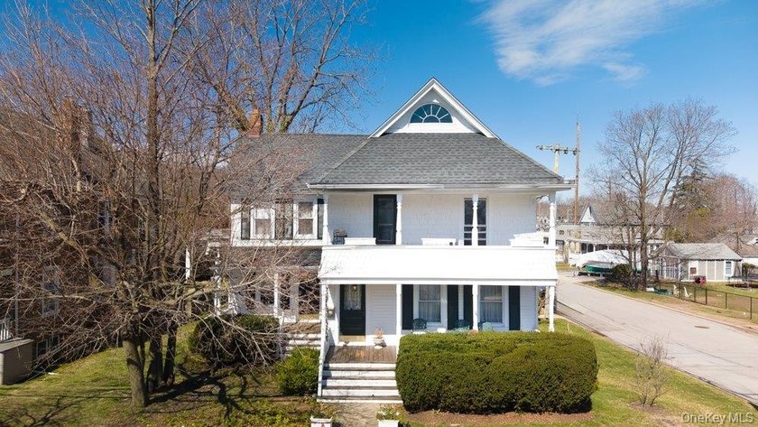 Positioned in one of Oyster Bay's most coveted neighborhoods - Beach Home for sale in Oyster Bay, New York on Beachhouse.com