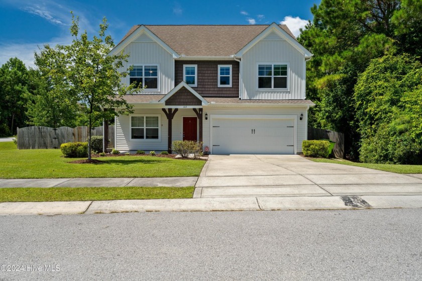 Welcome to 103 Creek End Court, a stunning three-story home - Beach Home for sale in Swansboro, North Carolina on Beachhouse.com