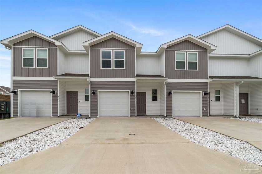 Motivated seller and priced to sell!!!! Located in the Midtown - Beach Home for sale in Pensacola, Florida on Beachhouse.com