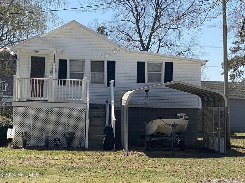 Are you looking for your weekend getaway?  Well, the search is - Beach Home for sale in Washington, North Carolina on Beachhouse.com