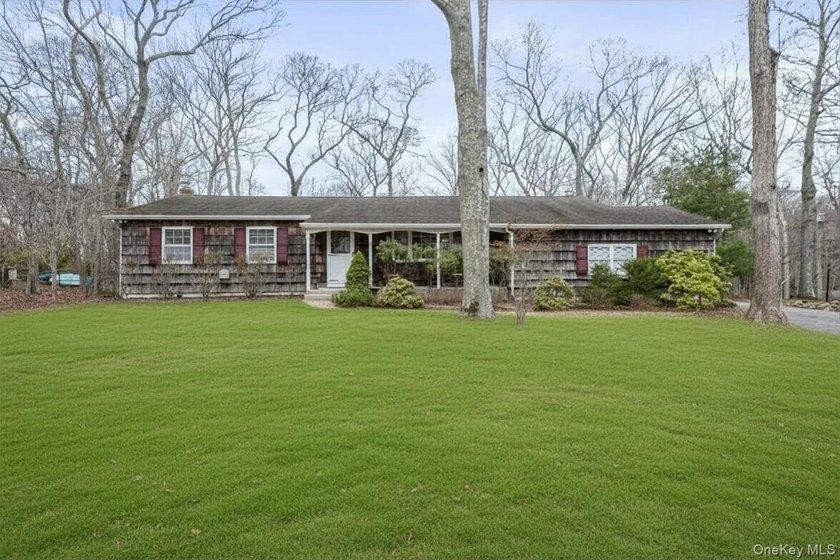 A beautiful and lovingly-maintained ranch with a front porch - Beach Home for sale in Southold, New York on Beachhouse.com