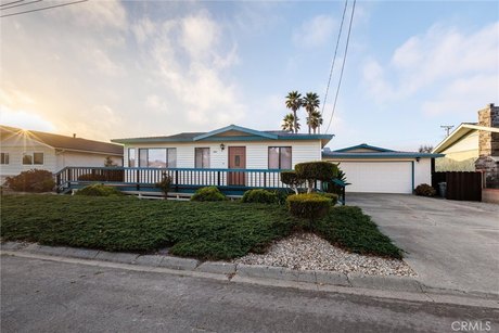 Search the Web... And you won't find a finer home than this - Beach Home for sale in Morro Bay, California on Beachhouse.com