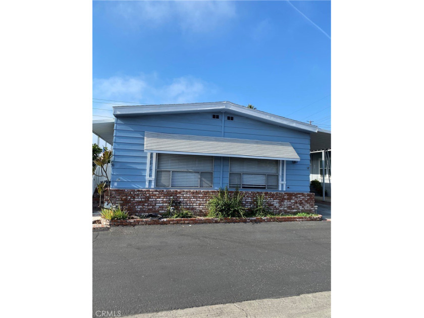 55+ Community- Light, Bright, Clean 2 bedroom, 2 bath- (primary - Beach Home for sale in Huntington Beach, California on Beachhouse.com