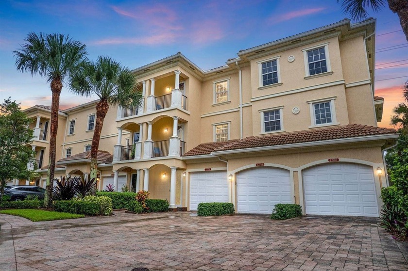 Nestled in the last building of the community, this townhome - Beach Home for sale in Hobe Sound, Florida on Beachhouse.com