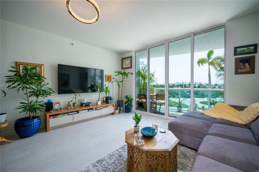 Waterfront Luxury Living | 360 Condo - North Bay Village

 - Beach Condo for sale in North Bay Village, Florida on Beachhouse.com