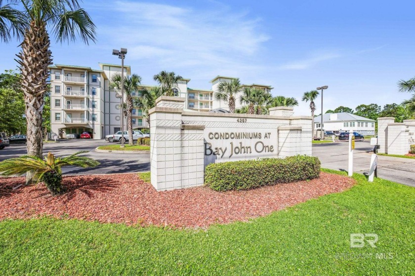 Looking for the perfect home away from home?! Look no further! - Beach Condo for sale in Gulf Shores, Alabama on Beachhouse.com