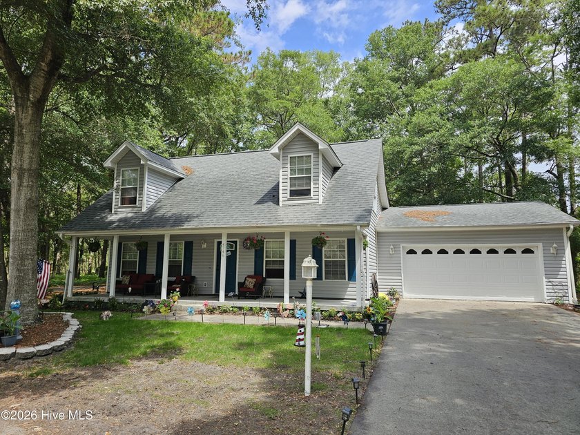 Great boaters home in Goose Creek just 5 minutes to the NC - Beach Home for sale in Shallotte, North Carolina on Beachhouse.com