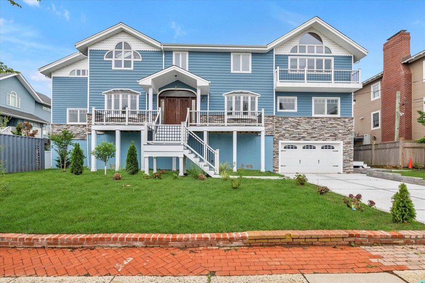 Welcome to 744 South Long Beach Avenue -- an exceptional 5,762 - Beach Home for sale in Freeport, New York on Beachhouse.com