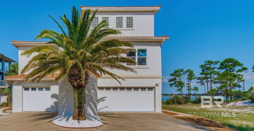 WATERFRONT ESTATE 1.56 acres!  Discover the ultimate waterfront - Beach Home for sale in Pensacola, Florida on Beachhouse.com