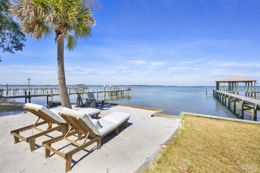 EXPERIENCE UNPARALLELED COASTAL LUXURY IN THIS METICULOUSLY - Beach Home for sale in Pensacola, Florida on Beachhouse.com