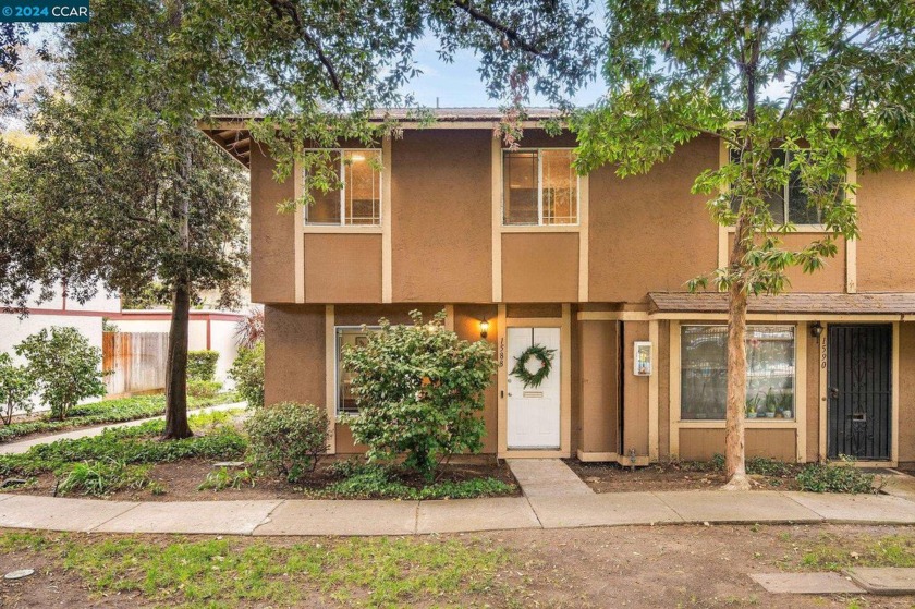 Welcome to 1588 Ivycreek Circle, a beautifully renovated - Beach Townhome/Townhouse for sale in San Jose, California on Beachhouse.com