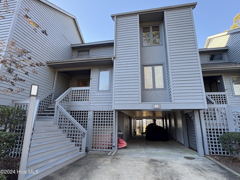 139 Paddlewheel Circle offers serene water views of the Pamlico - Beach Condo for sale in Washington, North Carolina on Beachhouse.com