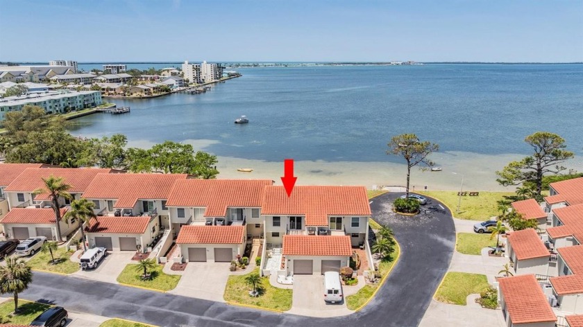 SPECTACULAR SUNSETS, GULF BREEZES, DOLPHINS AND ROSETTA - Beach Townhome/Townhouse for sale in Dunedin, Florida on Beachhouse.com