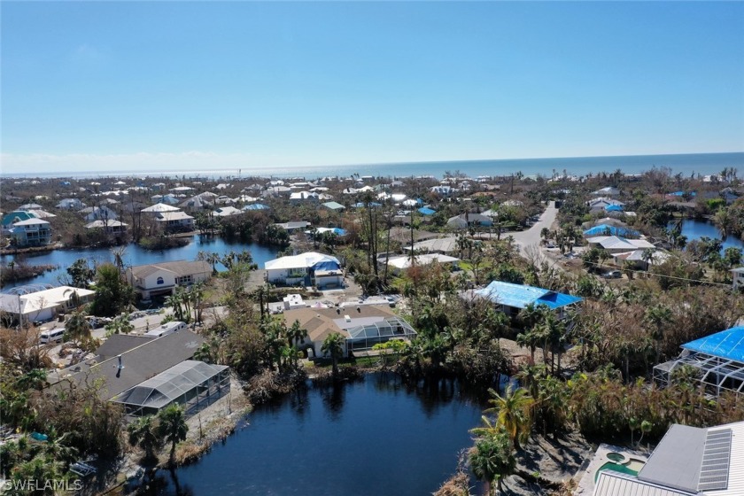 Exceptional Waterfront Value in East Rocks Community just off - Beach Home for sale in Sanibel, Florida on Beachhouse.com