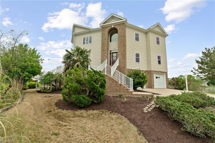 Wake up to expansive Chesapeake Bay views from nearly every room - Beach Home for sale in Poquoson, Virginia on Beachhouse.com
