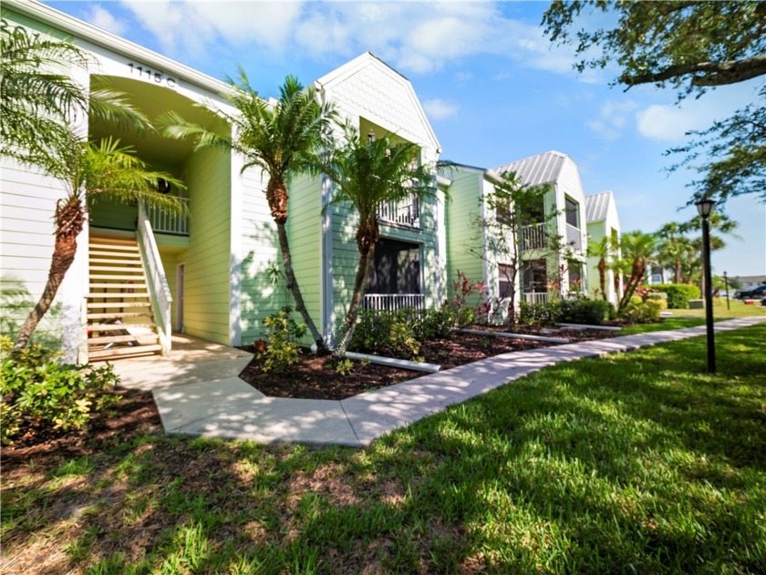 Gated enclave close to everything, minutes to the beach - Beach Home for sale in Vero Beach, Florida on Beachhouse.com