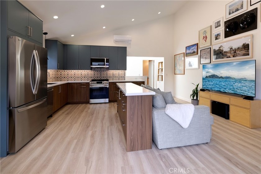 Incredible opportunity to own a model-perfect home with direct - Beach Condo for sale in Long Beach, California on Beachhouse.com