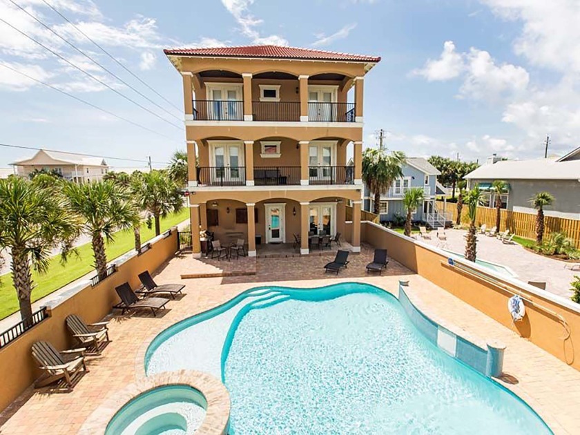 Commanders Palace - Recently Remodeled Home with Private Pool  - Beach Vacation Rentals in Destin, Florida on Beachhouse.com