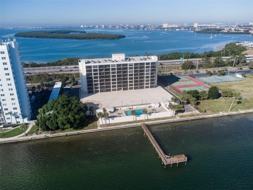 BELOW MARKET AND BEST VALUE IN THE BUILDING ON THIS MILLION - Beach Condo for sale in St. Petersburg, Florida on Beachhouse.com