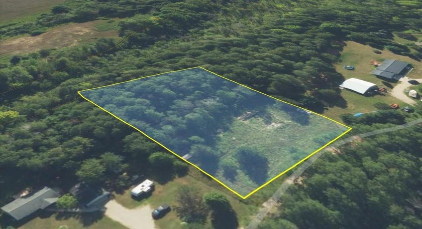 Beautiful 1.27-acre building site located in a small subdivision - Beach Lot for sale in Charlevoix, Michigan on Beachhouse.com