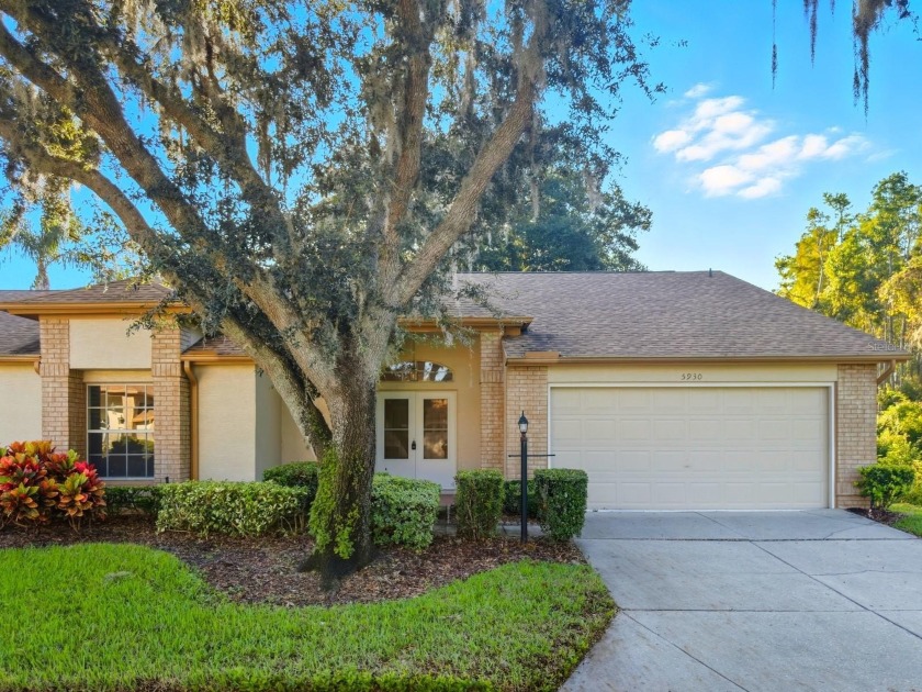 Welcome to this beautifully updated 2-bedroom, 2-bath villa - Beach Home for sale in New Port Richey, Florida on Beachhouse.com