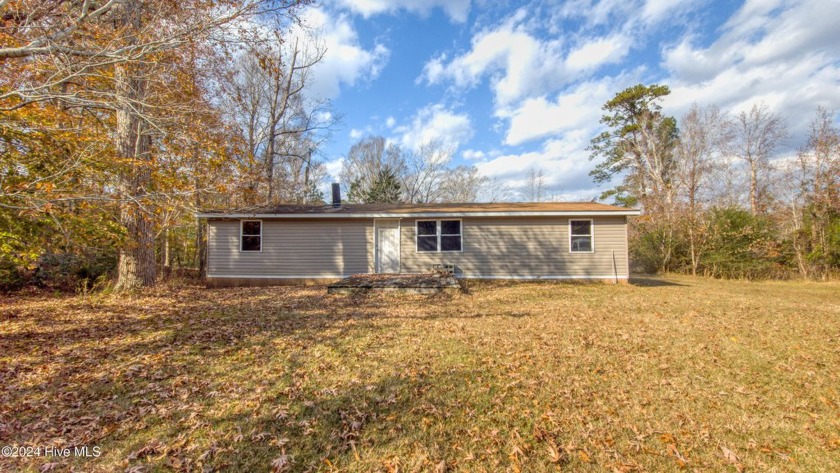 In need of significant TLC, this waterfront home is a great - Beach Home for sale in Hertford, North Carolina on Beachhouse.com