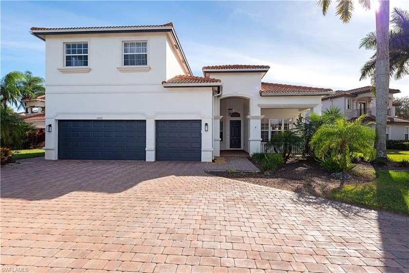 Beautifully Updated Estate Home with Scenic Lake View!  This - Beach Home for sale in Naples, Florida on Beachhouse.com