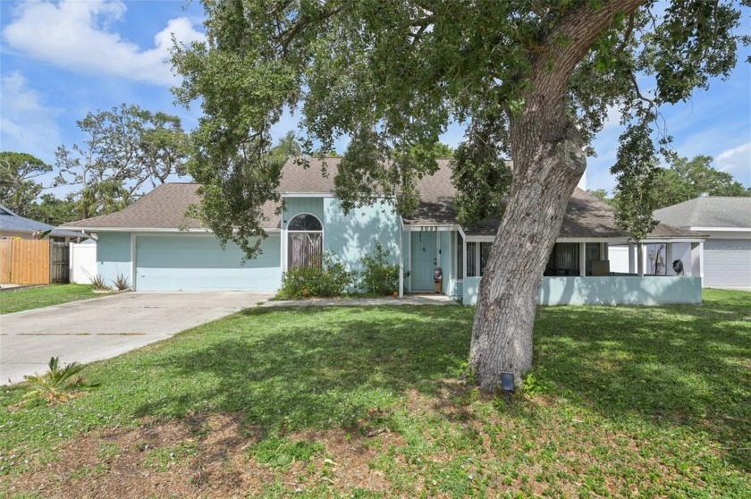 Experience the best of Sarasota living in this beautifully - Beach Home for sale in Sarasota, Florida on Beachhouse.com