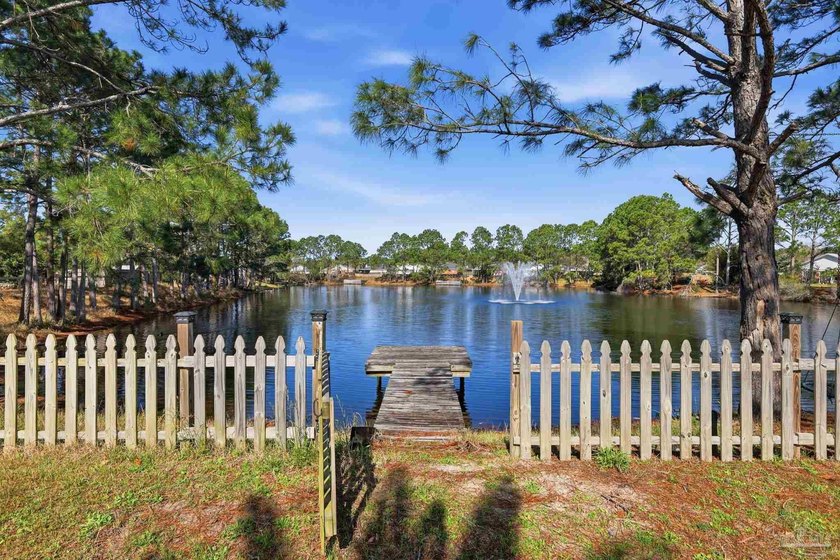 Welcome to your dream home located in Hidden Shores neighborhood - Beach Home for sale in Gulf Breeze, Florida on Beachhouse.com