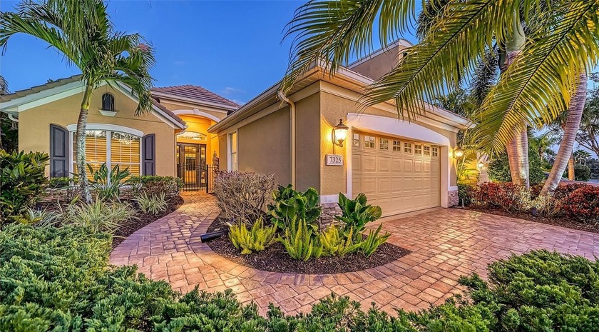Experience the best of the Lakewood Ranch lifestyle in this - Beach Home for sale in Lakewood Ranch, Florida on Beachhouse.com