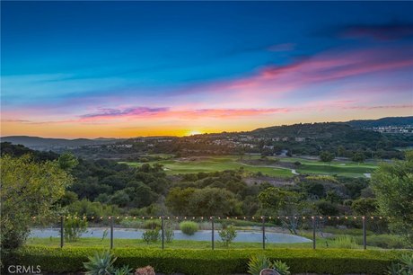 Premium lot on quiet cul-de-sac with beautiful panoramic sunset - Beach Home for sale in San Clemente, California on Beachhouse.com