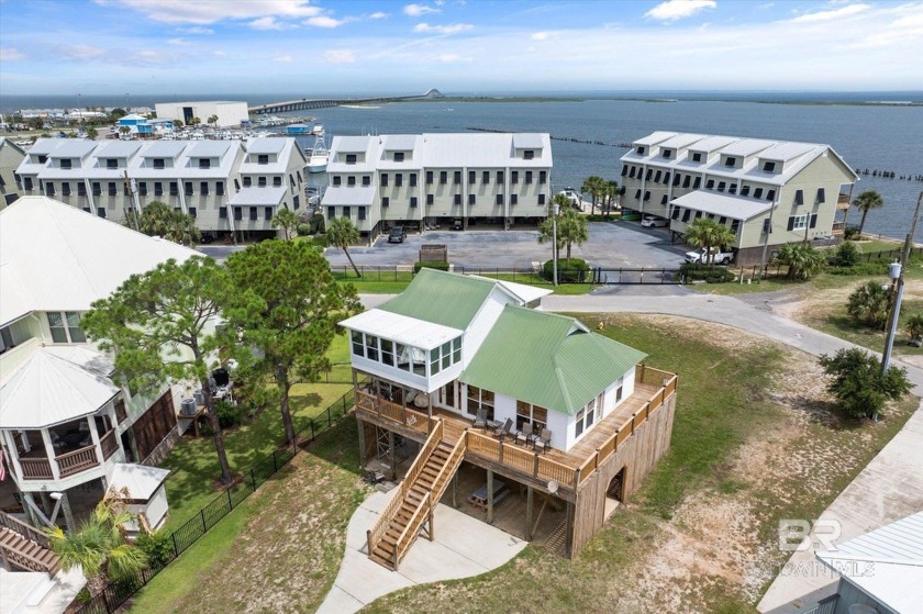 There are NO restrictions on renting this home. Can be rented - Beach Home for sale in Dauphin Island, Alabama on Beachhouse.com