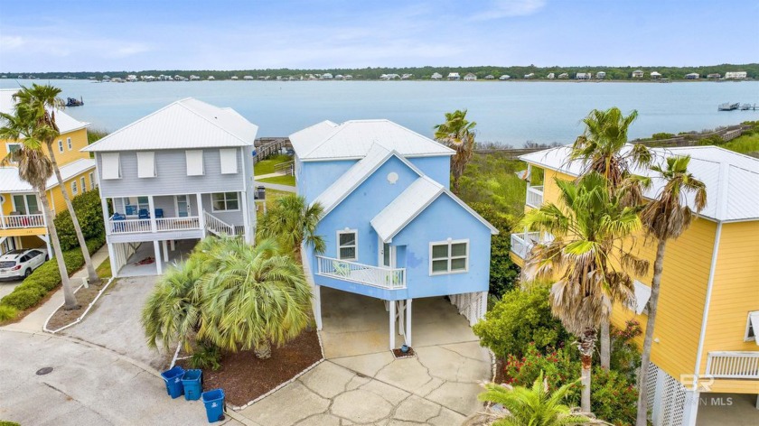 Welcome to your own slice of paradise in the beautiful Blue - Beach Home for sale in Gulf Shores, Alabama on Beachhouse.com