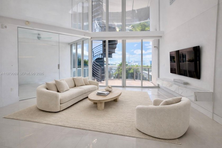 Penthouse residence with private rooftop terrace and sweeping - Beach Condo for sale in Miami Beach, Florida on Beachhouse.com